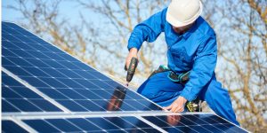 Installation Maintenance Panneaux Solaires Photovoltaïques à Vallouise